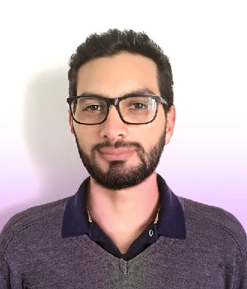 Lukas Cadena Director creativo y comunicación estrategica proyección digital